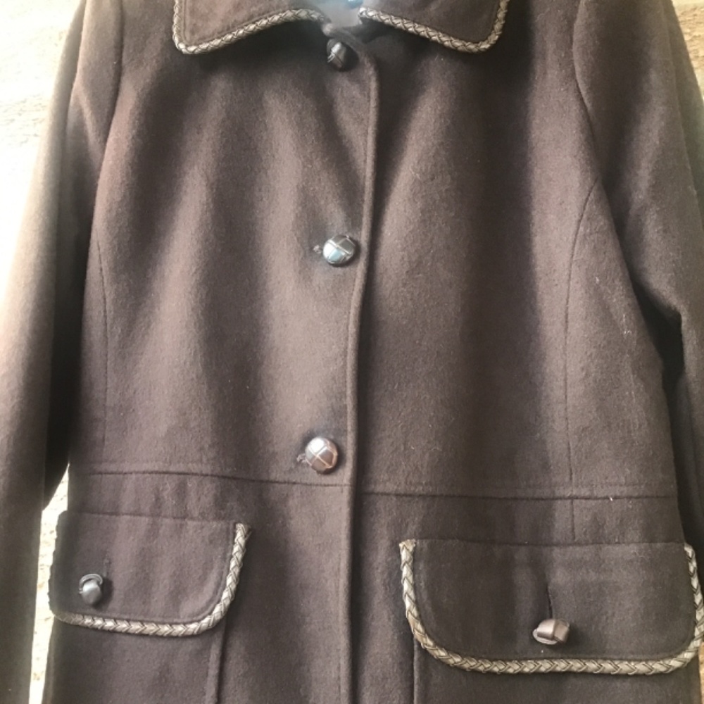 Cashmere Coat - Picture 8 of 16